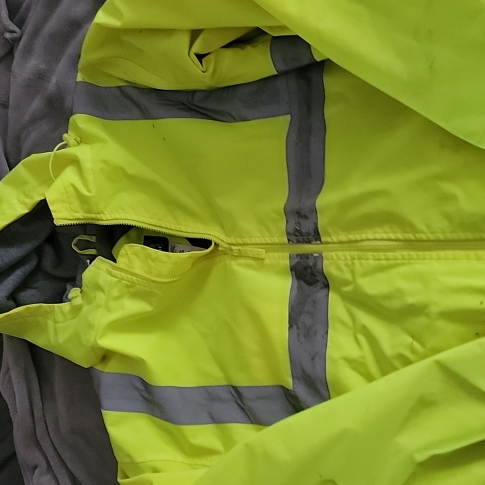 Reflecting mens lined jacket. Size large /tall. Berne brand